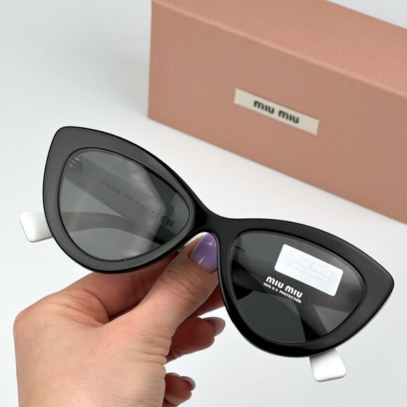 Miu Miu MU04YS 10G5S0 BRAND NEW Sunglasses Black Dark Grey Cat Eye Women - Picture 2 of 12